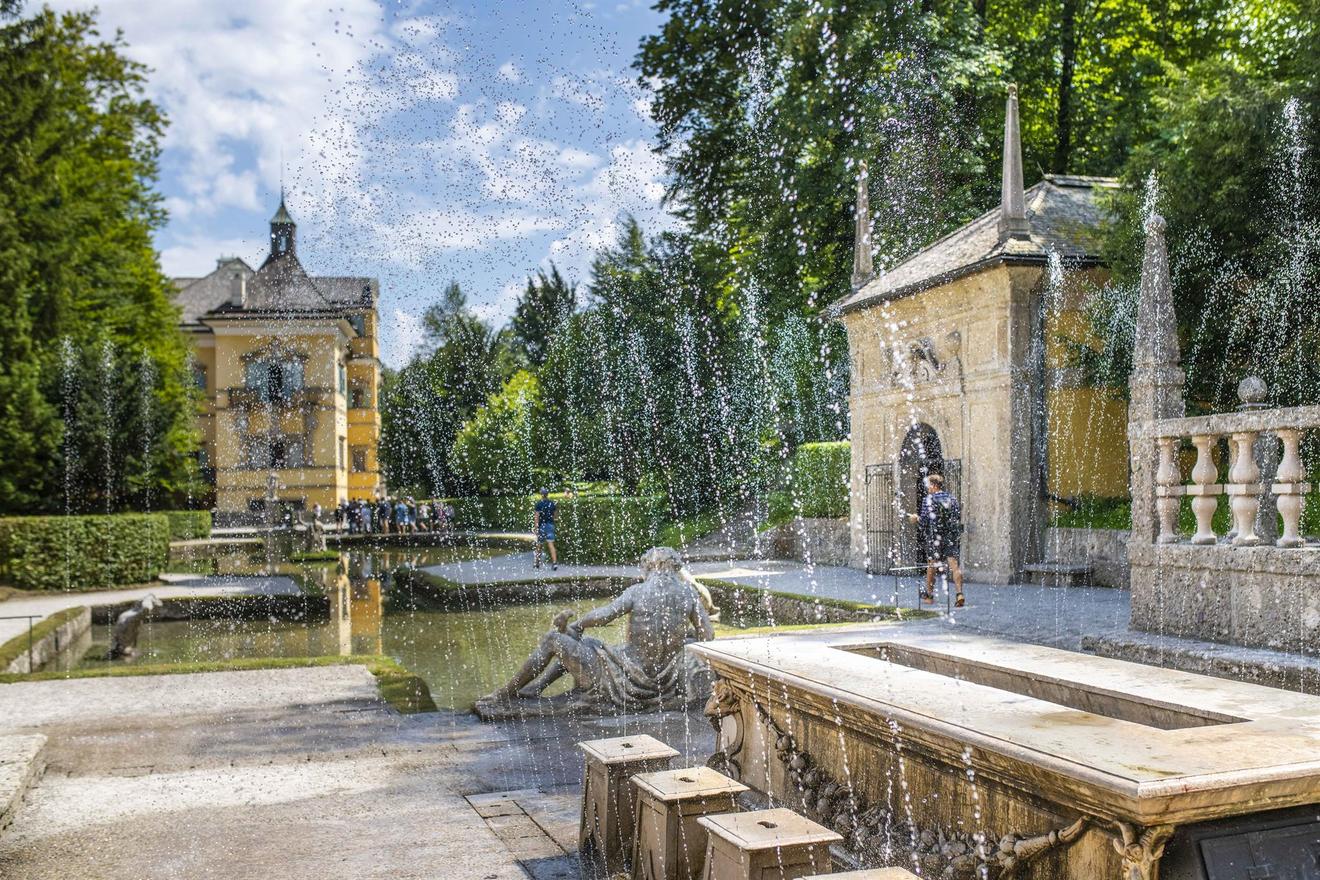 Hellbrunn - Schloss und Wasserspiele